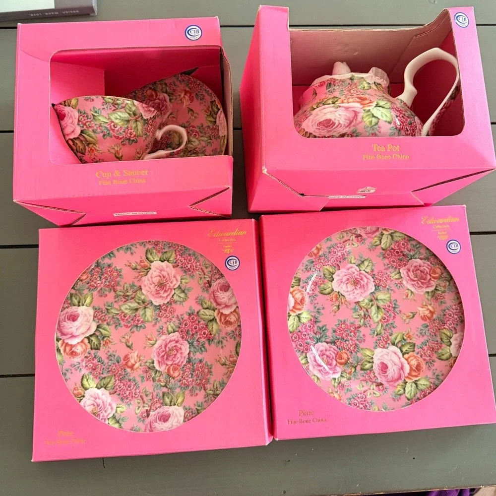 Edwardian Collection England Fine Bone China Pink Rose Tea Set Teapot Plates Cup